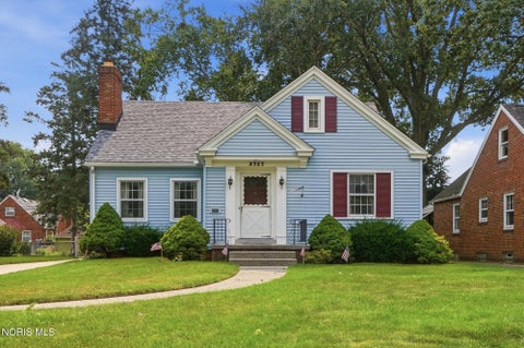 Photo for 3717 Mapleway Drive
