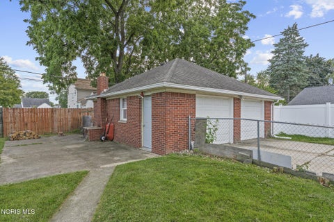 Tiny photo for 3228 Rocksberry Avenue, Toledo, OH 43614 (MLS # 10012458)
