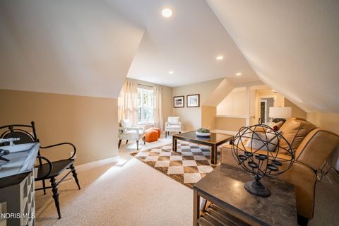 Tiny photo for 3 W Lake Road, Vermilion, OH 44089 (MLS # 10004472)