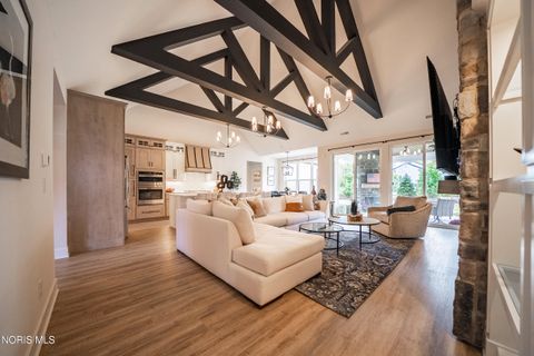 Tiny photo for 3 W Lake Road, Vermilion, OH 44089 (MLS # 10004472)