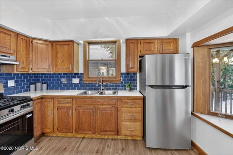 Tiny photo for 3837 Homewood Avenue, Toledo, OH 43612 (MLS # 10003204)