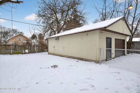 Tiny photo for 3837 Homewood Avenue, Toledo, OH 43612 (MLS # 10003204)