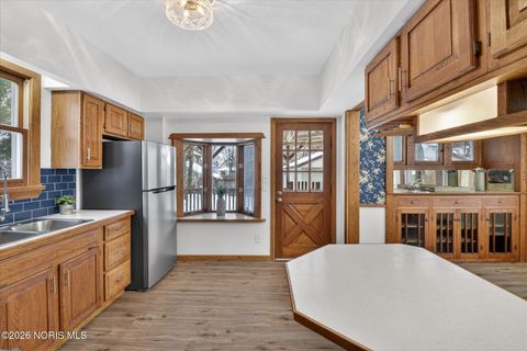 Tiny photo for 3837 Homewood Avenue, Toledo, OH 43612 (MLS # 10003204)