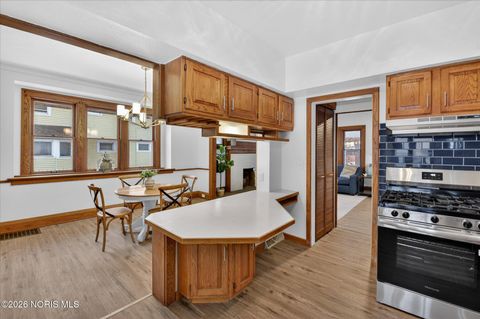 Tiny photo for 3837 Homewood Avenue, Toledo, OH 43612 (MLS # 10003204)