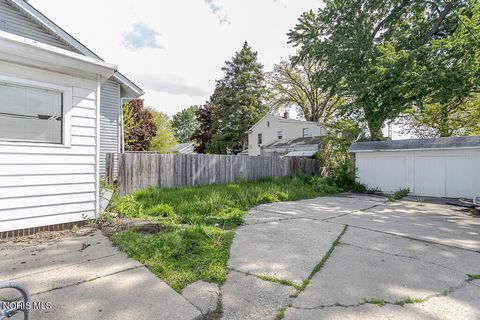 Tiny photo for 3340 Upton Avenue, Toledo, OH 43613 (MLS # 10008627)