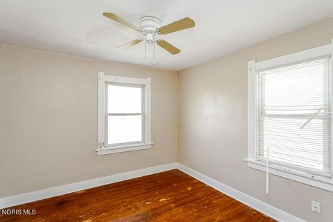 Tiny photo for 3340 Upton Avenue, Toledo, OH 43613 (MLS # 10008627)