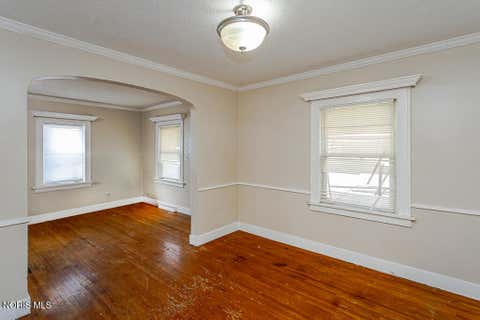 Tiny photo for 3340 Upton Avenue, Toledo, OH 43613 (MLS # 10008627)
