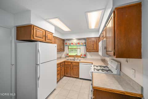 Tiny photo for 8340 Monclova Road, Monclova, OH 43542 (MLS # 10009501)