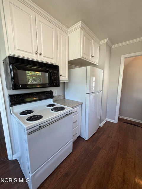 Tiny photo for 4114 S Detroit Avenue, Toledo, OH 43614 (MLS # 10013642)