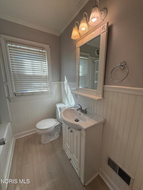 Tiny photo for 4114 S Detroit Avenue, Toledo, OH 43614 (MLS # 10013642)