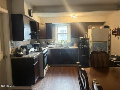 Tiny photo for 820 Stillman Street, Toledo, OH 43605 (MLS # 10013436)