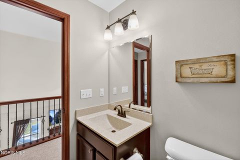 Tiny photo for 2805 Back Bay Dr, Maumee, OH 43537 (MLS # 10004771)