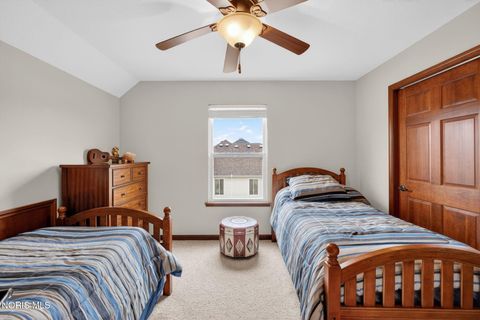 Tiny photo for 2805 Back Bay Dr, Maumee, OH 43537 (MLS # 10004771)