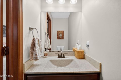 Tiny photo for 2805 Back Bay Dr, Maumee, OH 43537 (MLS # 10004771)