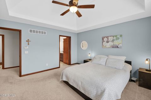 Tiny photo for 2805 Back Bay Dr, Maumee, OH 43537 (MLS # 10004771)