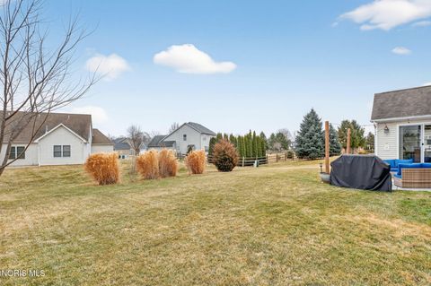 Tiny photo for 2805 Back Bay Dr, Maumee, OH 43537 (MLS # 10004771)