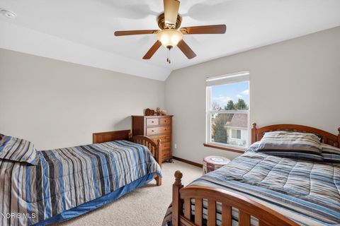 Tiny photo for 2805 Back Bay Dr, Maumee, OH 43537 (MLS # 10004771)