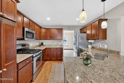 Tiny photo for 2805 Back Bay Dr, Maumee, OH 43537 (MLS # 10004771)