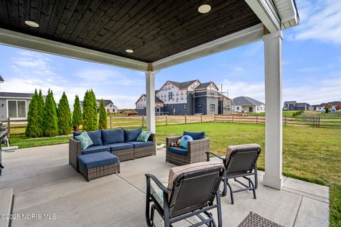 Tiny photo for 9437 Newbury Lane, Whitehouse, OH 43571 (MLS # 10000210)