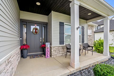 Tiny photo for 9437 Newbury Lane, Whitehouse, OH 43571 (MLS # 10000210)