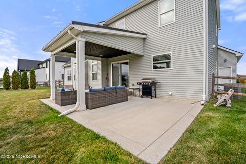 Tiny photo for 9437 Newbury Lane, Whitehouse, OH 43571 (MLS # 10000210)