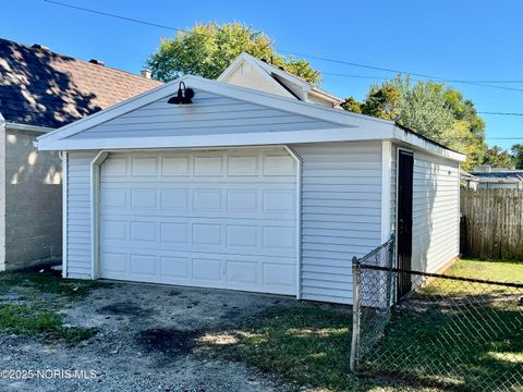 Tiny photo for 541 Oakdale Avenue, Toledo, OH 43605 (MLS # 10000456)