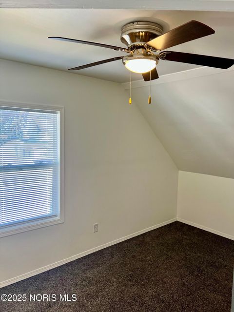 Tiny photo for 541 Oakdale Avenue, Toledo, OH 43605 (MLS # 10000456)