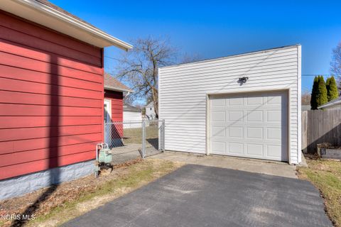 Tiny photo for 716 Ransom Street, Maumee, OH 43537 (MLS # 10004787)