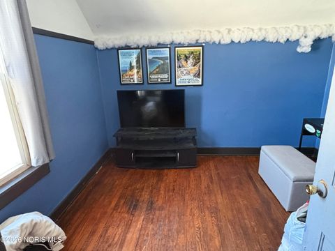 Tiny photo for 627 W Mansfield Street, Bucyrus, OH 44820 (MLS # 10003824)