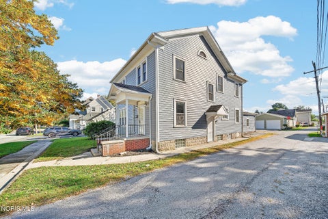 Tiny photo for 815 Liberty Street, Findlay, OH 45840 (MLS # 10014078)