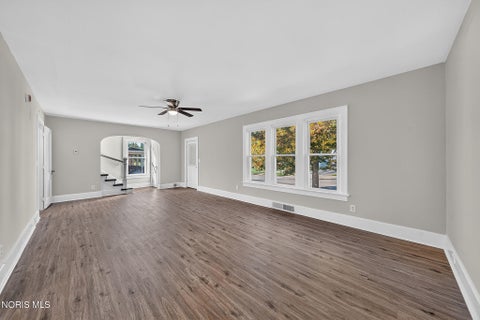 Tiny photo for 815 Liberty Street, Findlay, OH 45840 (MLS # 10014078)