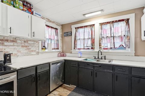 Tiny photo for 419 Washington Street, Findlay, OH 45840 (MLS # 10011019)