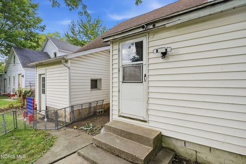 Tiny photo for 419 Washington Street, Findlay, OH 45840 (MLS # 10011019)