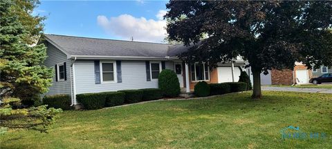 Photo of 303 Eastwood Street, Wauseon, OH 43567 (MLS # 6136432)