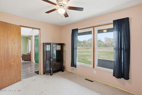 Tiny photo for 14473 Dirlam Road, Bowling Green, OH 43402 (MLS # 10000507)
