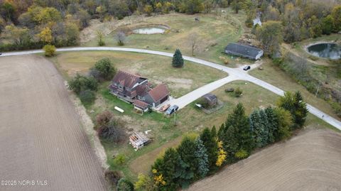 Tiny photo for 14473 Dirlam Road, Bowling Green, OH 43402 (MLS # 10000507)