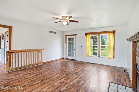 Tiny photo for 14473 Dirlam Road, Bowling Green, OH 43402 (MLS # 10000507)