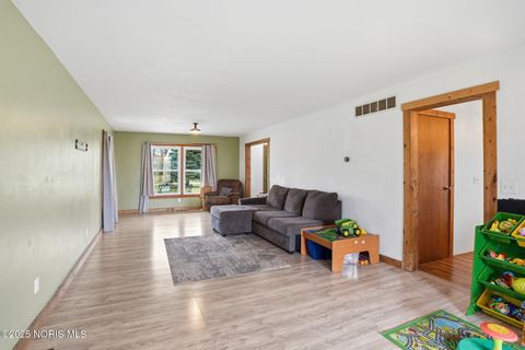 Tiny photo for 14473 Dirlam Road, Bowling Green, OH 43402 (MLS # 10000507)