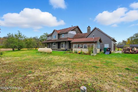 Tiny photo for 14473 Dirlam Road, Bowling Green, OH 43402 (MLS # 10000507)