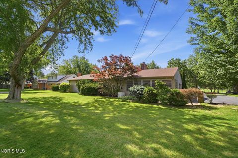 Tiny photo for 1626 Imperial Lane, Findlay, OH 45840 (MLS # 10008921)