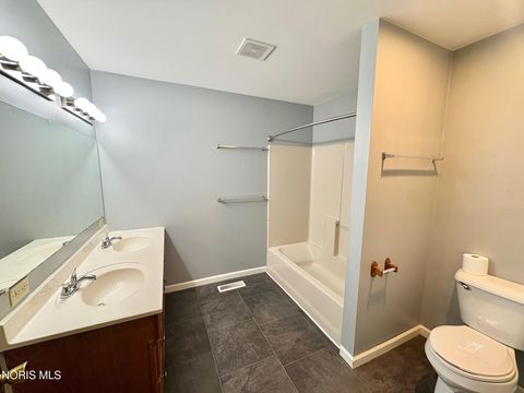 Tiny photo for 308 Meekison Street, Napoleon, OH 43545 (MLS # 10005381)