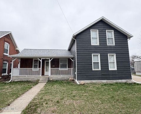 Photo of 308 Meekison Street, Napoleon, OH 43545 (MLS # 10005381)