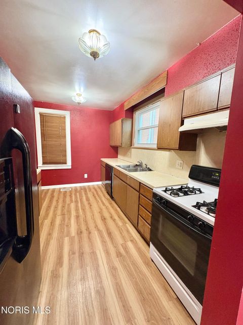 Tiny photo for 308 Meekison Street, Napoleon, OH 43545 (MLS # 10005381)