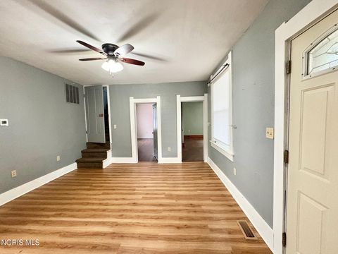 Tiny photo for 308 Meekison Street, Napoleon, OH 43545 (MLS # 10005381)