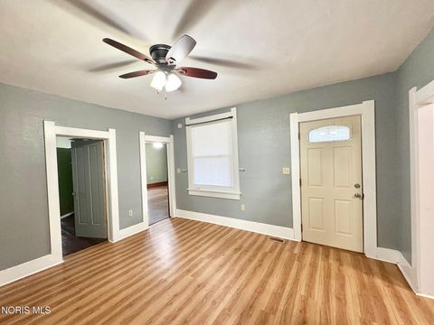 Tiny photo for 308 Meekison Street, Napoleon, OH 43545 (MLS # 10005381)