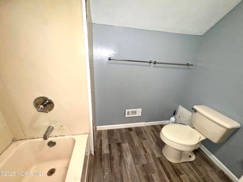 Tiny photo for 1005 Broad Avenue, Findlay, OH 45840 (MLS # 10001655)