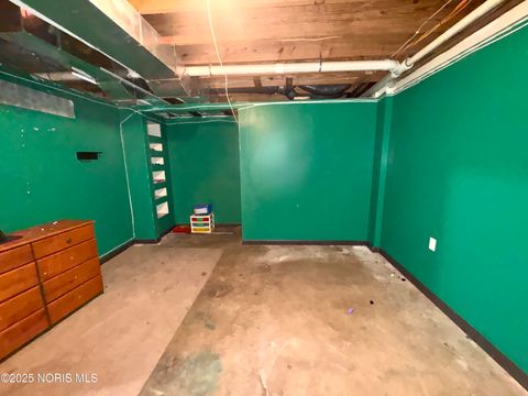 Tiny photo for 1005 Broad Avenue, Findlay, OH 45840 (MLS # 10001655)