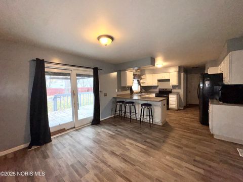 Tiny photo for 1005 Broad Avenue, Findlay, OH 45840 (MLS # 10001655)