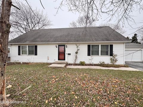 Photo of 1005 Broad Avenue, Findlay, OH 45840 (MLS # 10001655)