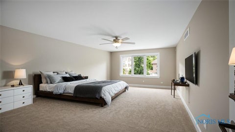 Tiny photo for 21 Shenandoah Circle, Sylvania, OH 43560 (MLS # 10012298)